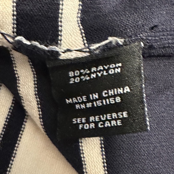 525 America Striped V-Neck Sweater Preppy Classic Size X-Small XS - Picture 6 of 7